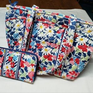 Vera Bradley Purse and wallet!